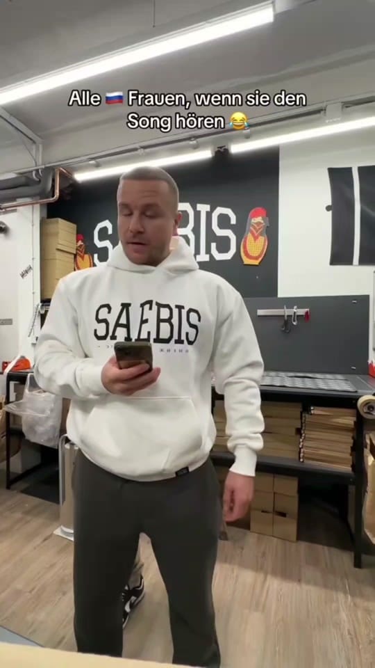 Post 10 by Dr. Pawlow | Art Historian on TikTok (video)