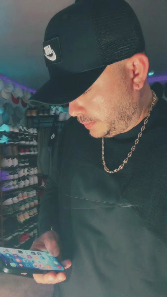 Post 10 by Jonathan 😎🔥 on TikTok (video)