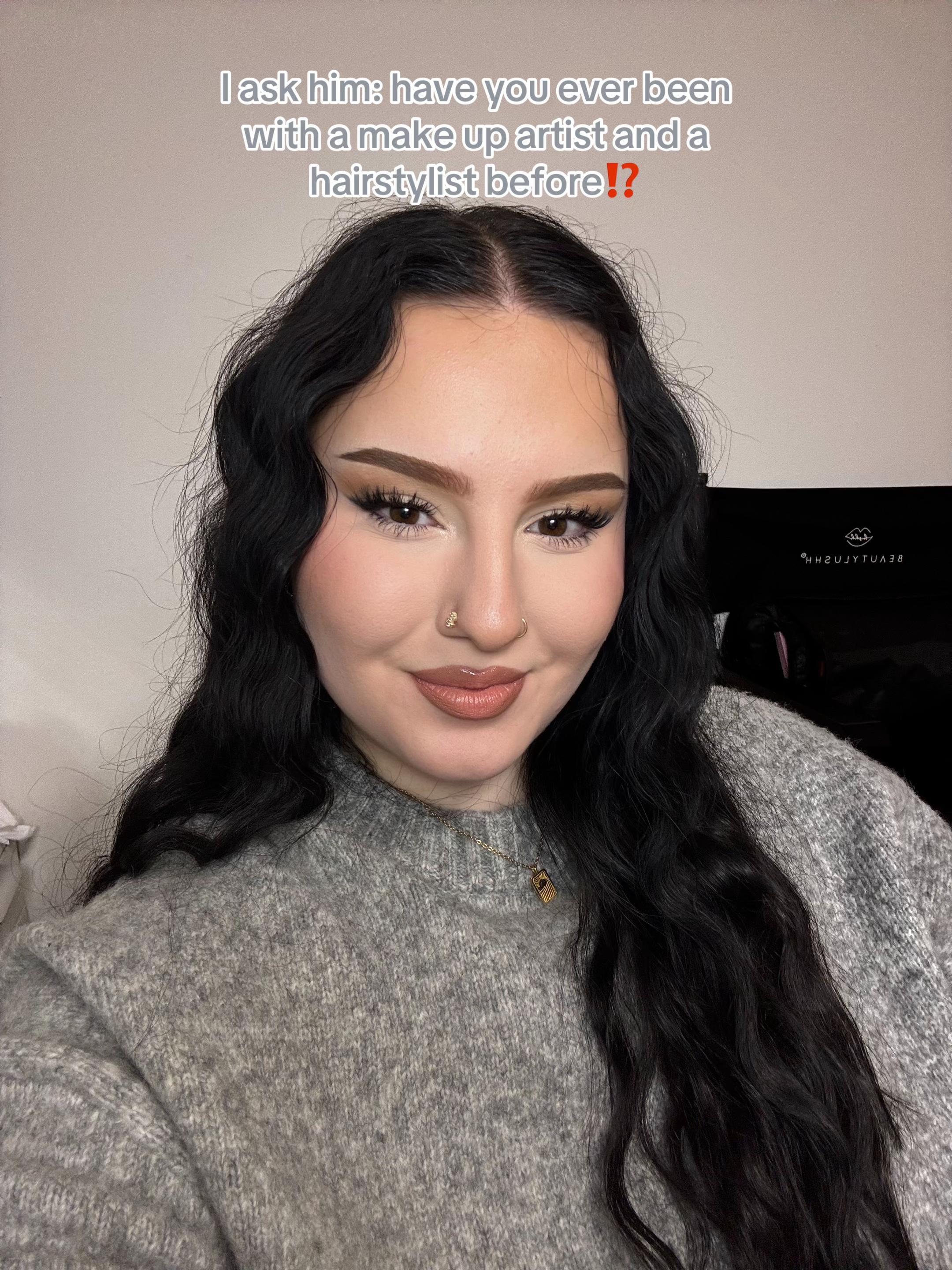 Post 1 by amelie | master make-up artist on TikTok (video)