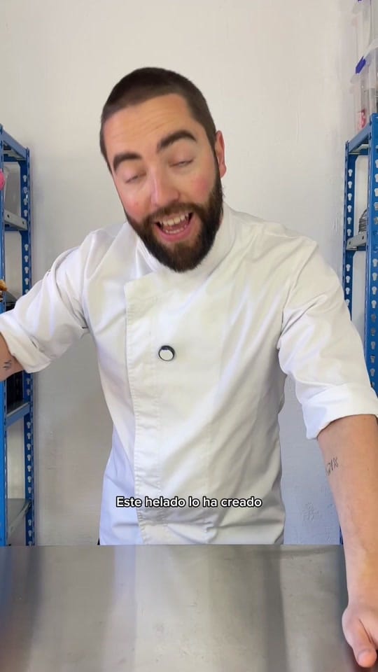 Post 4 by ELCHEFCONBOTAS on TikTok (video)