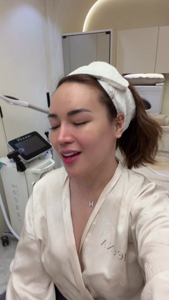 Post 7 by Hazel Cheffy™ on TikTok (video)