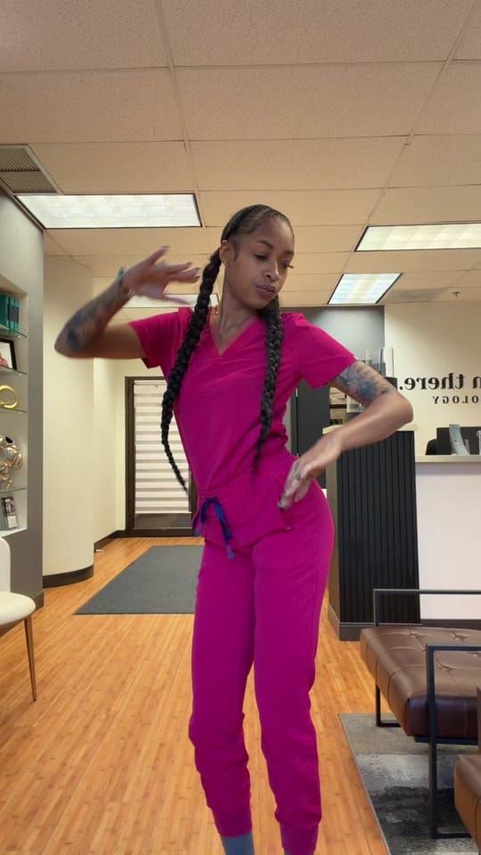 Post 2 by PinkNastii on TikTok (video)