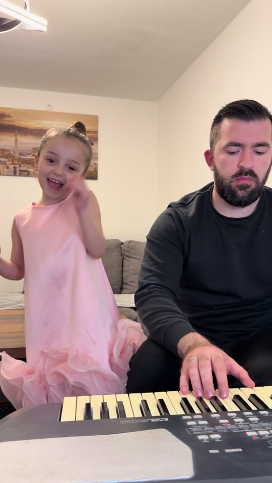 Post 8 by Agan Ramadani on TikTok (video)