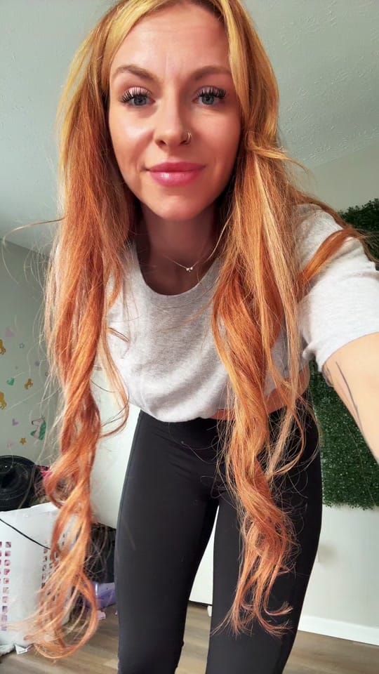 Post 10 by Selena on TikTok (video)