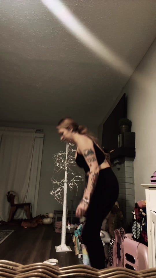 Post 8 by Selena on TikTok (video)
