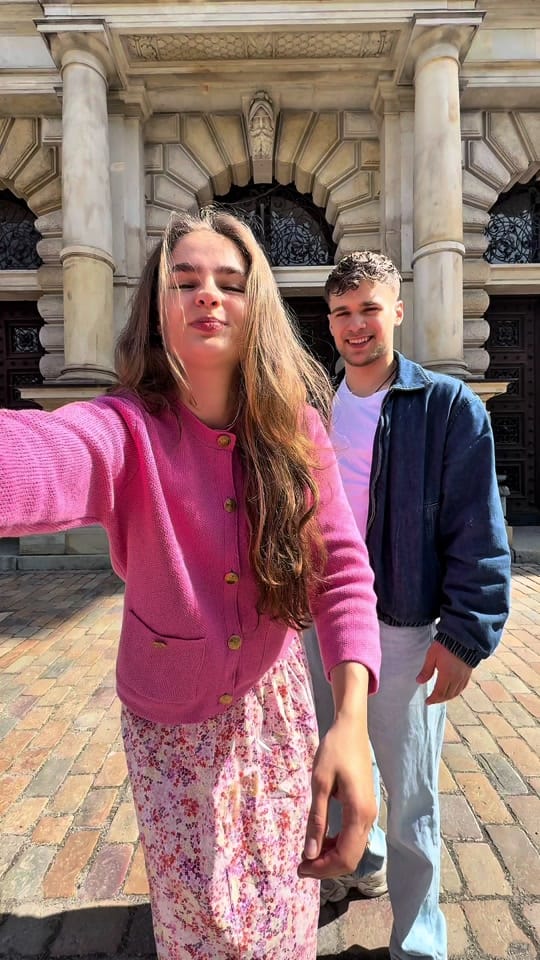 Post 6 by Daniel & Veronik on TikTok (video)