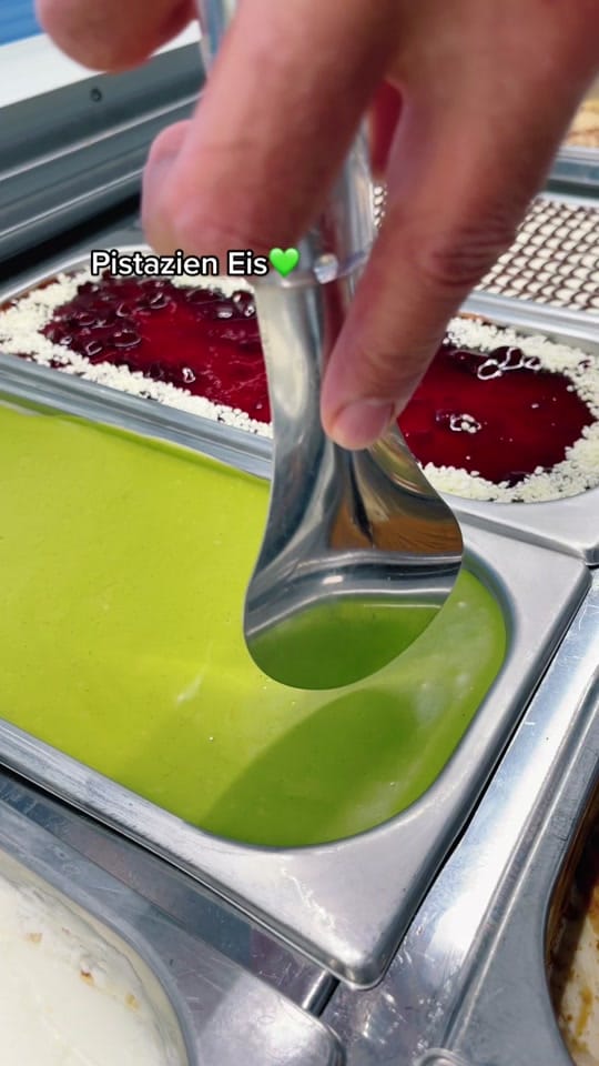 Post 9 by Eiscafé Roll n Cone on TikTok (video)