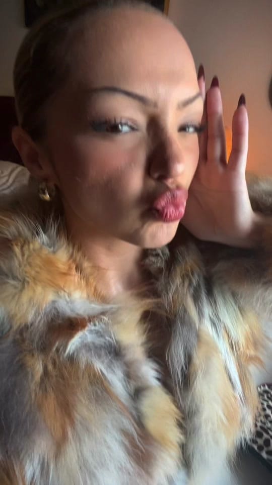 Post 2 by samanthacaylin on TikTok (video)
