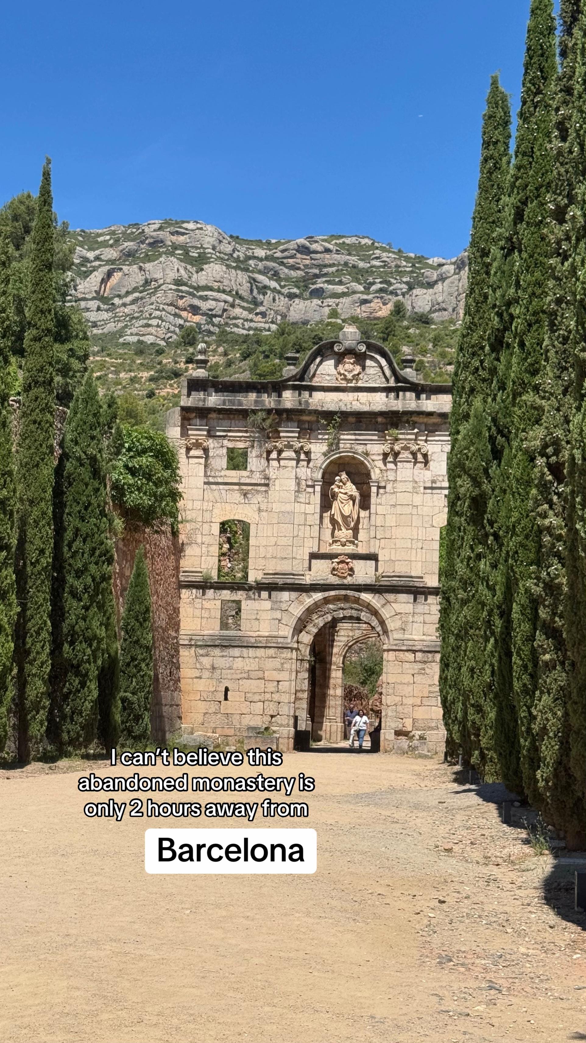 Post 6 by Bianca | Barcelona tips on TikTok (video)