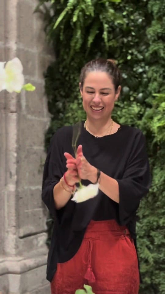 Post 6 by The Wedding Lab on TikTok (video)