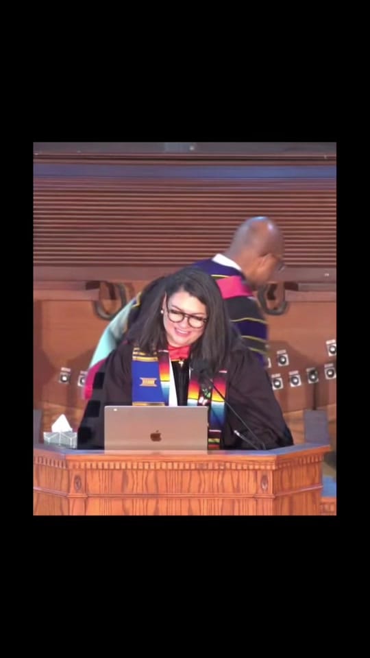 Post 8 by Dr. Mariela Salas on TikTok (video)