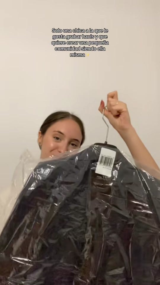 Post 2 by Nati :)) on TikTok (video)