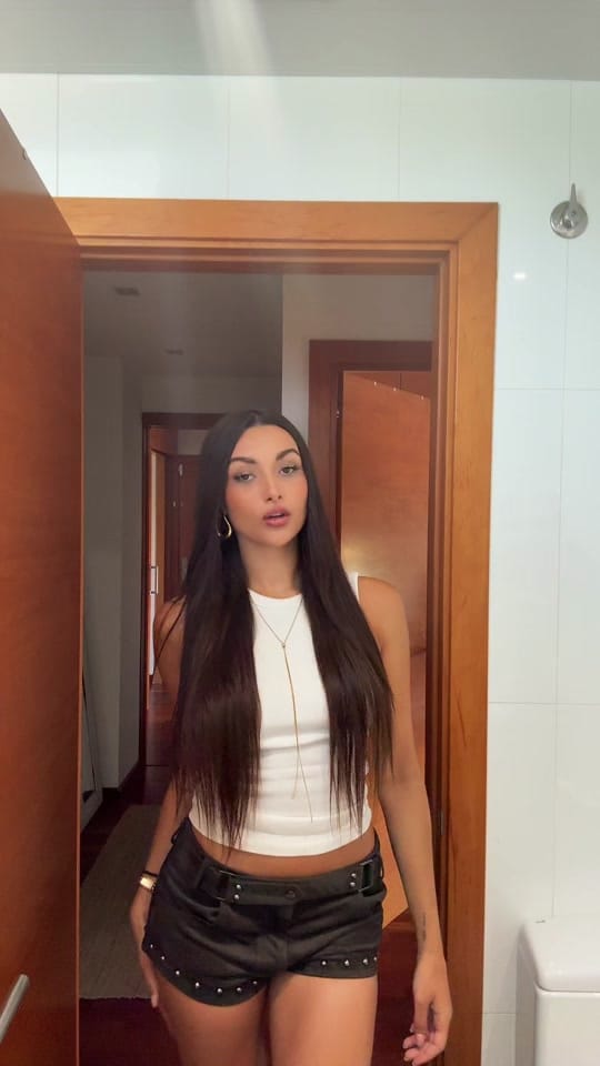 Post 5 by clau on TikTok (video)