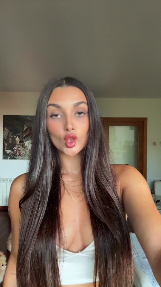 Post 3 by clau on TikTok (video)