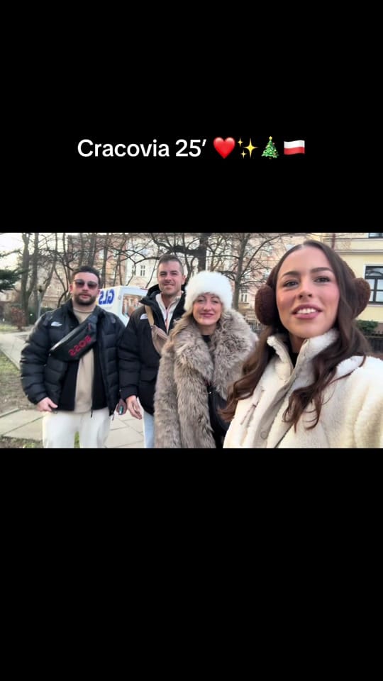 Post 8 by Mònica | ugc spain Travel 🌏🌸 on TikTok (video)