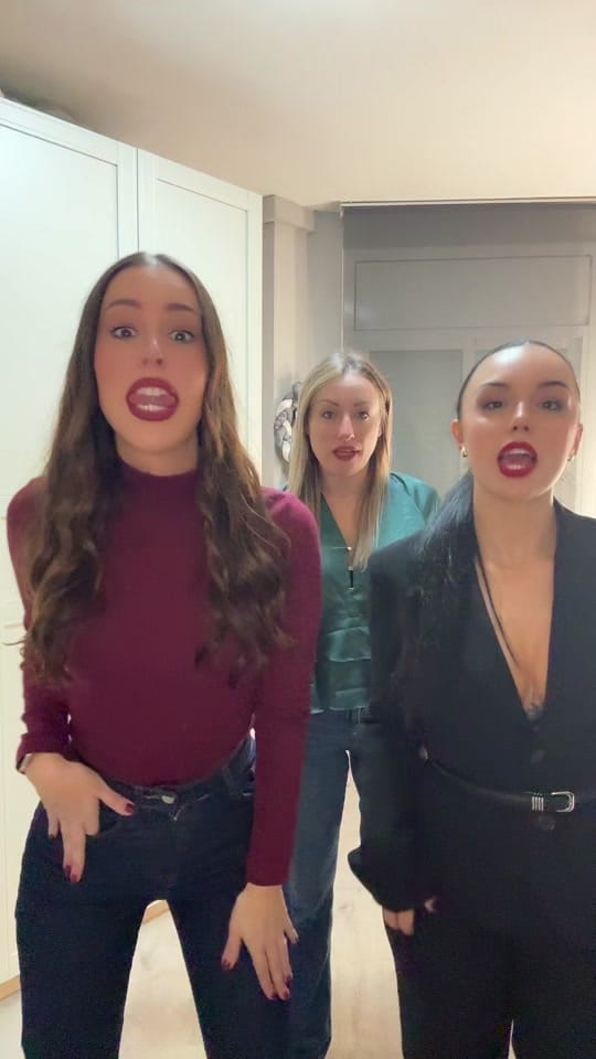 Post 2 by Mònica | ugc spain Travel 🌏🌸 on TikTok (video)