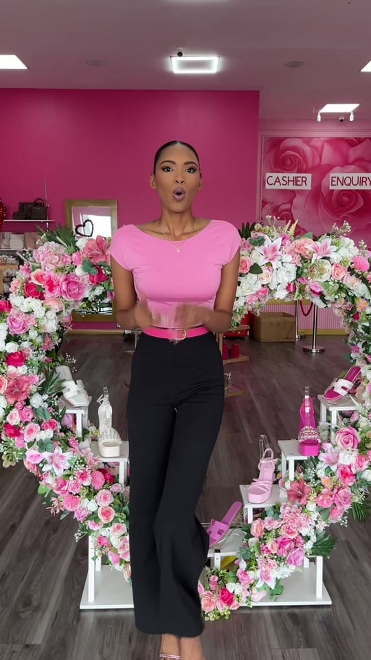 Post 3 by The Pink Box on TikTok (video)