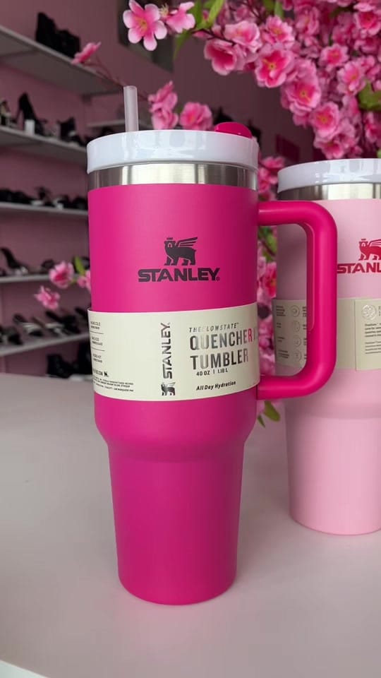 Post 8 by The Pink Box on TikTok (video)