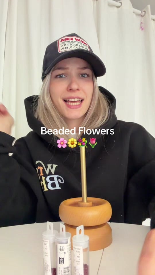 Post 1 by Marta on TikTok (video)
