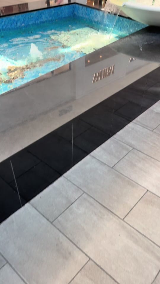 Post 4 by Elia Hair shop on TikTok (video)