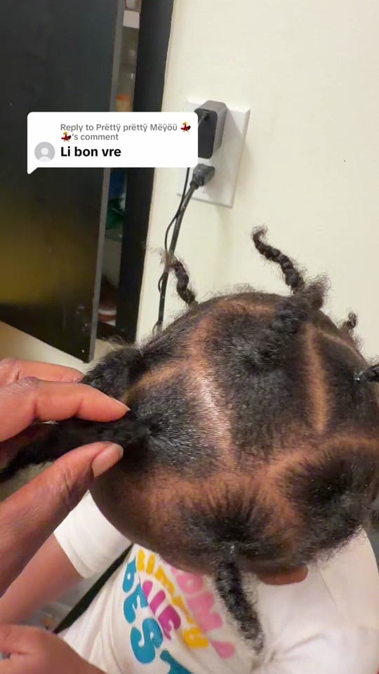 Post 7 by Elia Hair shop on TikTok (video)