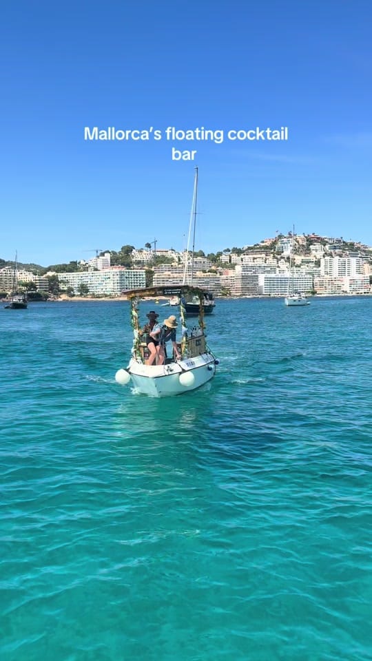 Post 4 by Liv’s in Mallorca ✈️🤍 on TikTok (video)