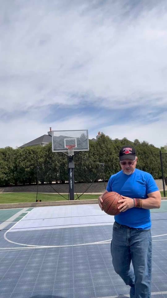 Post 8 by Kenneth Candido on TikTok (video)
