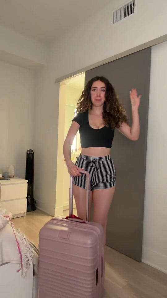 Post 2 by Pau Torres on TikTok (video)