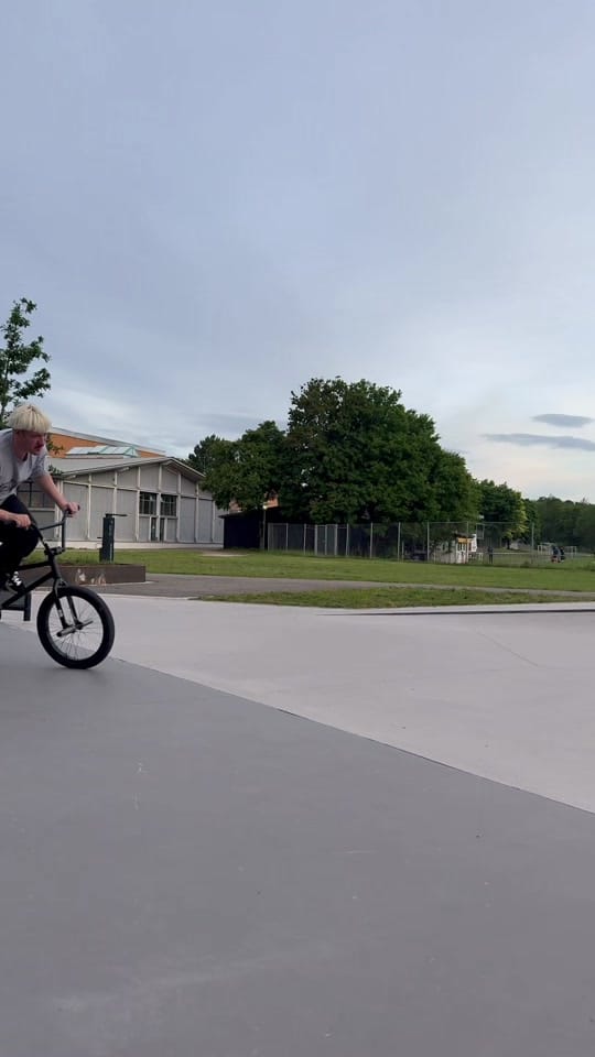 Post 2 by kunstformbmxshop on TikTok (video)