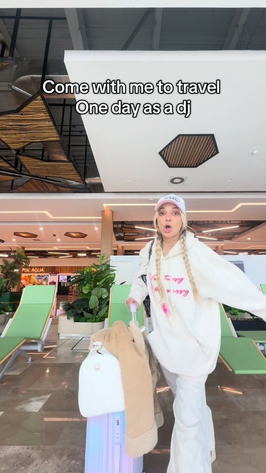 Post 2 by KATE GOZZ on TikTok (video)