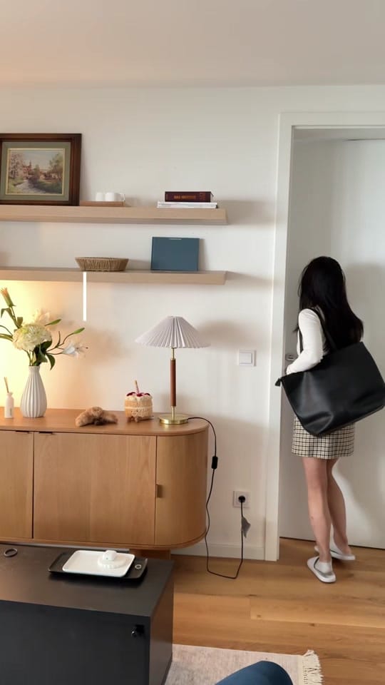 Post 6 by nura on TikTok (video)