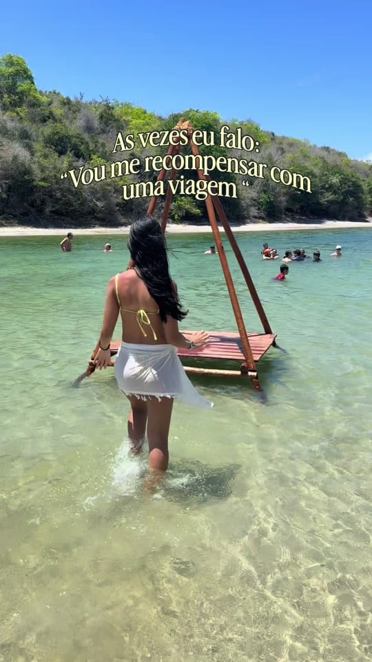 Post 3 by vitoriatravels on TikTok (video)