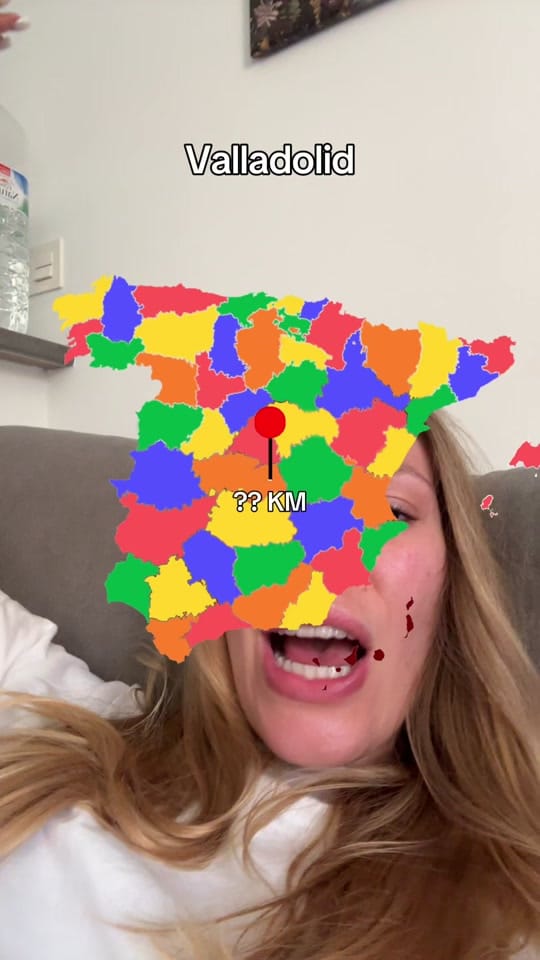 Post 3 by alexklosinska on TikTok (video)