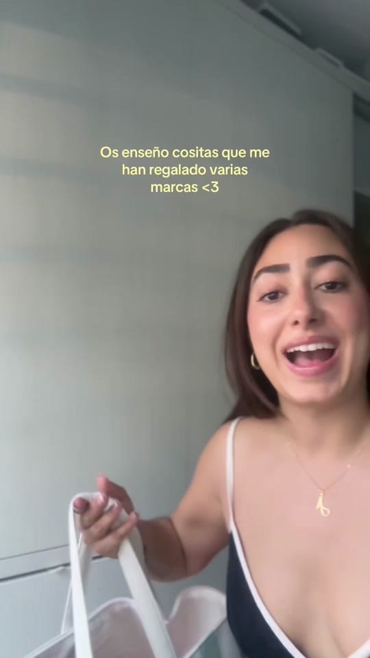 Post 2 by Miriam | UGC on TikTok (video)