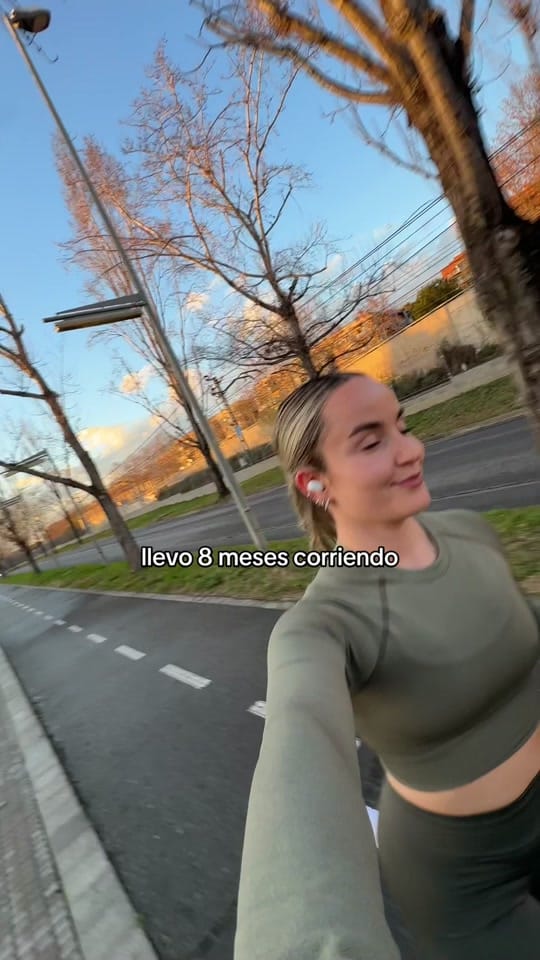 Post 8 by lauugesfit on TikTok (video)