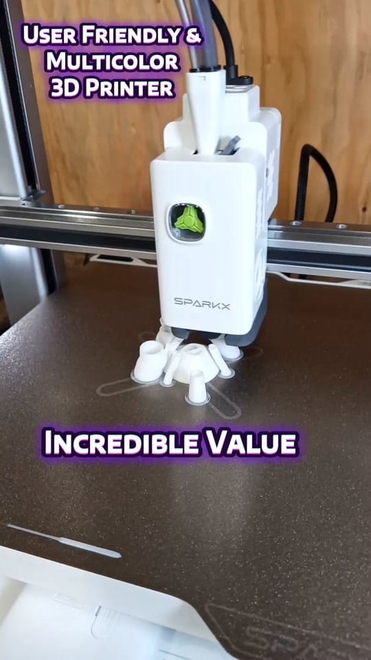 Post 1 by Savi James on TikTok (video)
