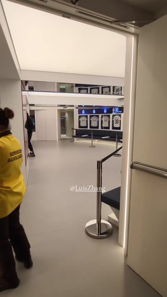 Post 7 by Luis Zhang on TikTok (video)