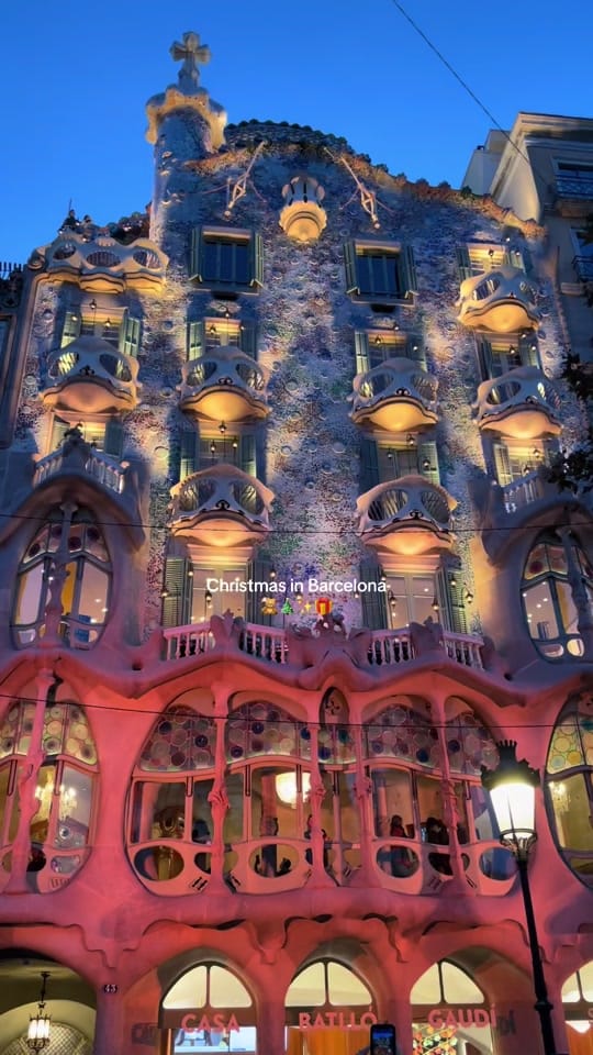 Post 10 by Vic in Barcelona on TikTok (video)