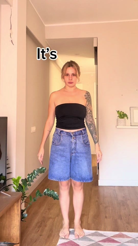Post 2 by Maria Maksak on TikTok (video)