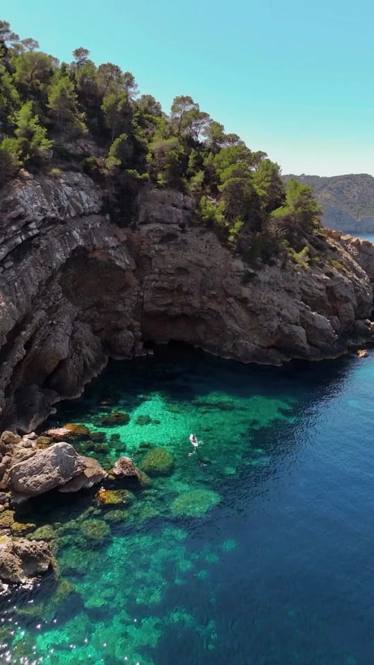 Post 8 by Ibiza Travel Oficial on TikTok (video)