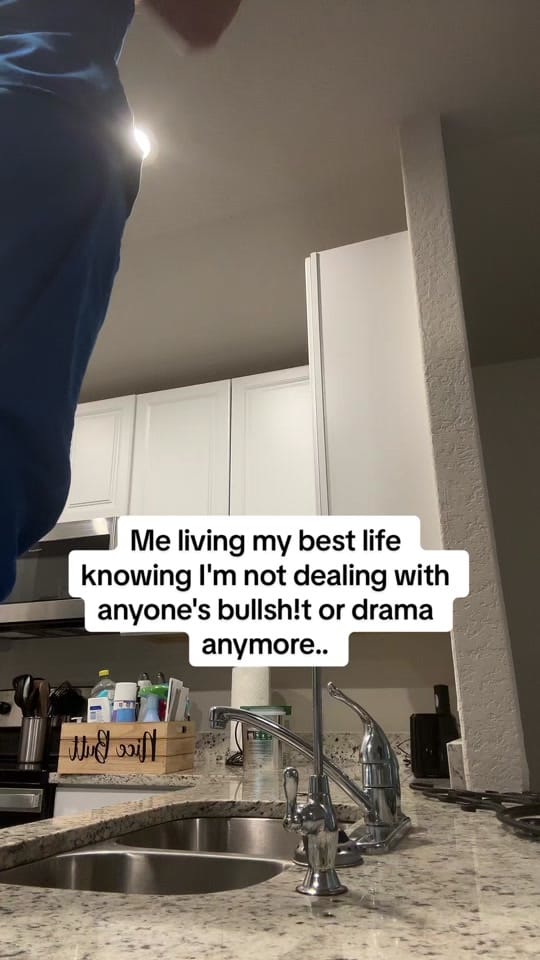 Post 10 by N A D I A on TikTok (video)