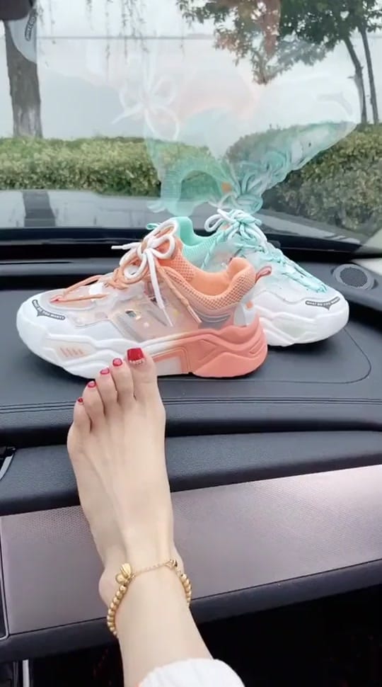 Post 9 by Page FB: Hương Lan Store on TikTok (video)