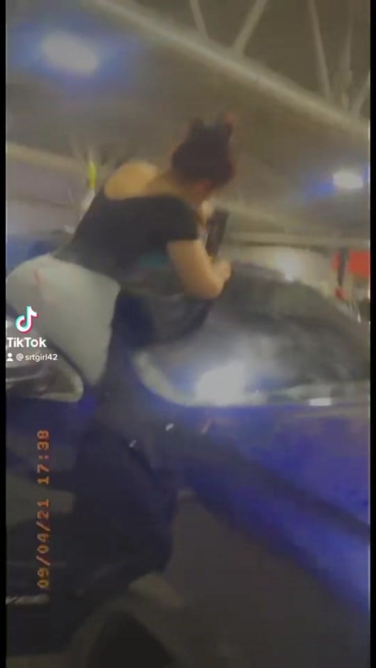 Post 6 by Eleftheria on TikTok (video)