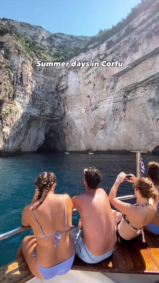 Post 4 by PhotoHotel Jobs & Careers on TikTok (video)