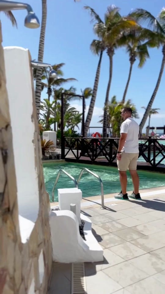 Post 10 by PhotoHotel Jobs & Careers on TikTok (video)