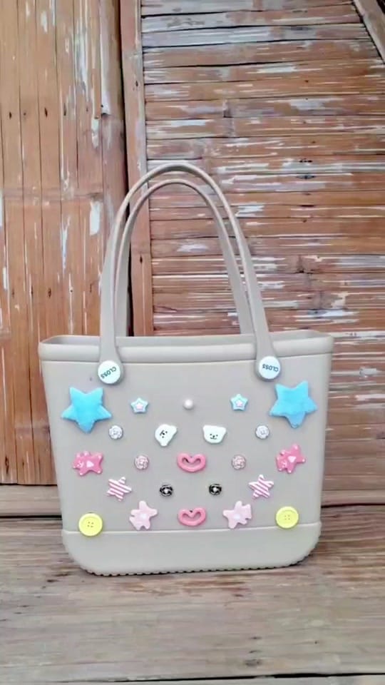 Post 3 by 𝓜 &𝓜 ᥫ᭡ on TikTok (video)