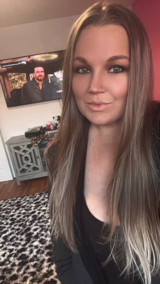 Post 8 by Monique Nalyn on TikTok (video)