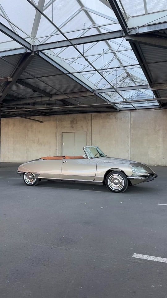 Post 1 by CitroenDSManufaktur on TikTok (video)
