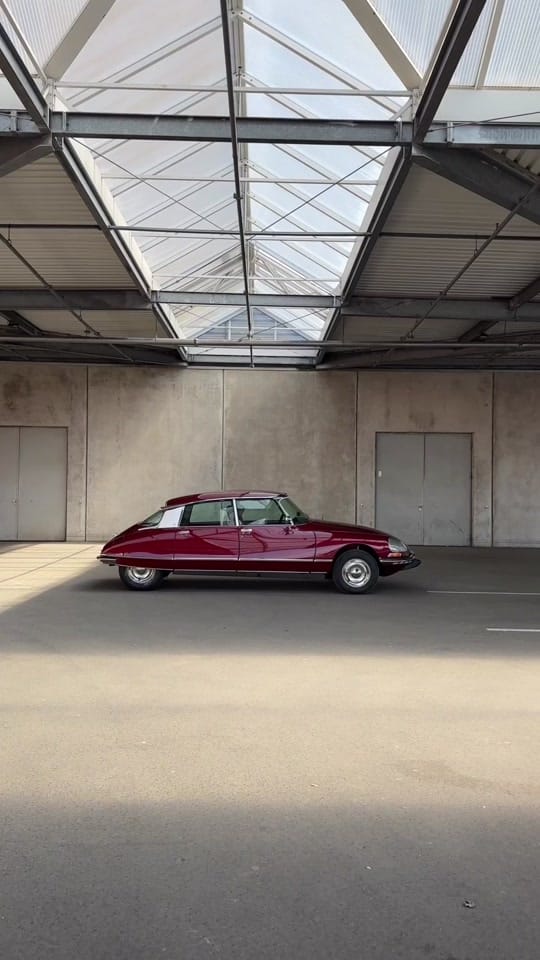 Post 4 by CitroenDSManufaktur on TikTok (video)