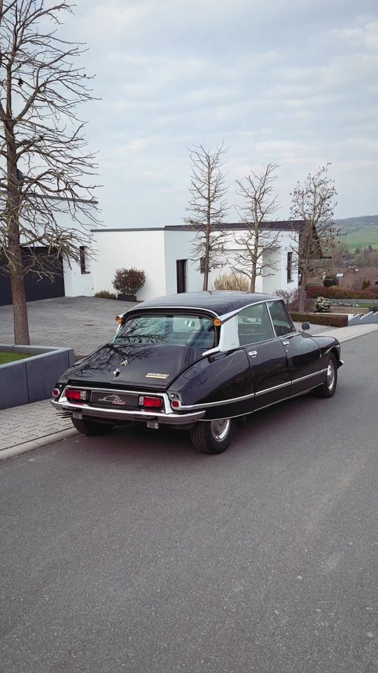Post 7 by CitroenDSManufaktur on TikTok (video)